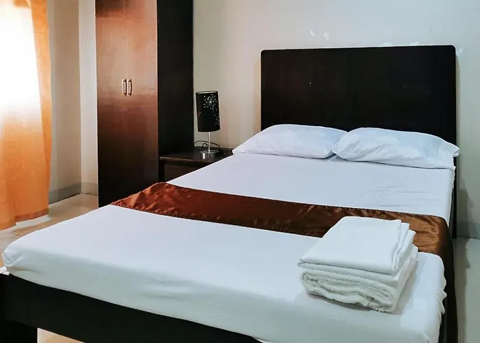 Hotel Reddoorz Segra Square House Balamban