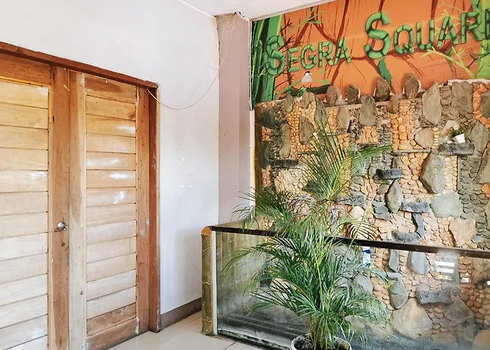 Hotel Reddoorz Segra Square House *